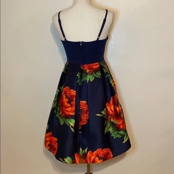 NAVY BLUE FLORAL DRESS - Picture 3 of 7